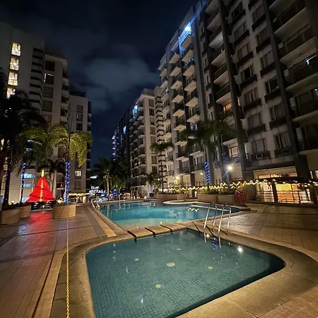 One Palm Tree Villas Studio W Fast Wifi, Across From Naia Terminal 3
